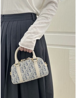 디올 디-바이브 이스트 웨스트 나노 백