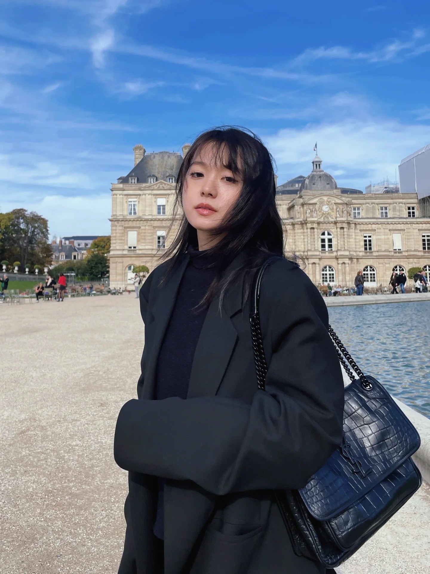 생로랑 니키 크로스백 미디움