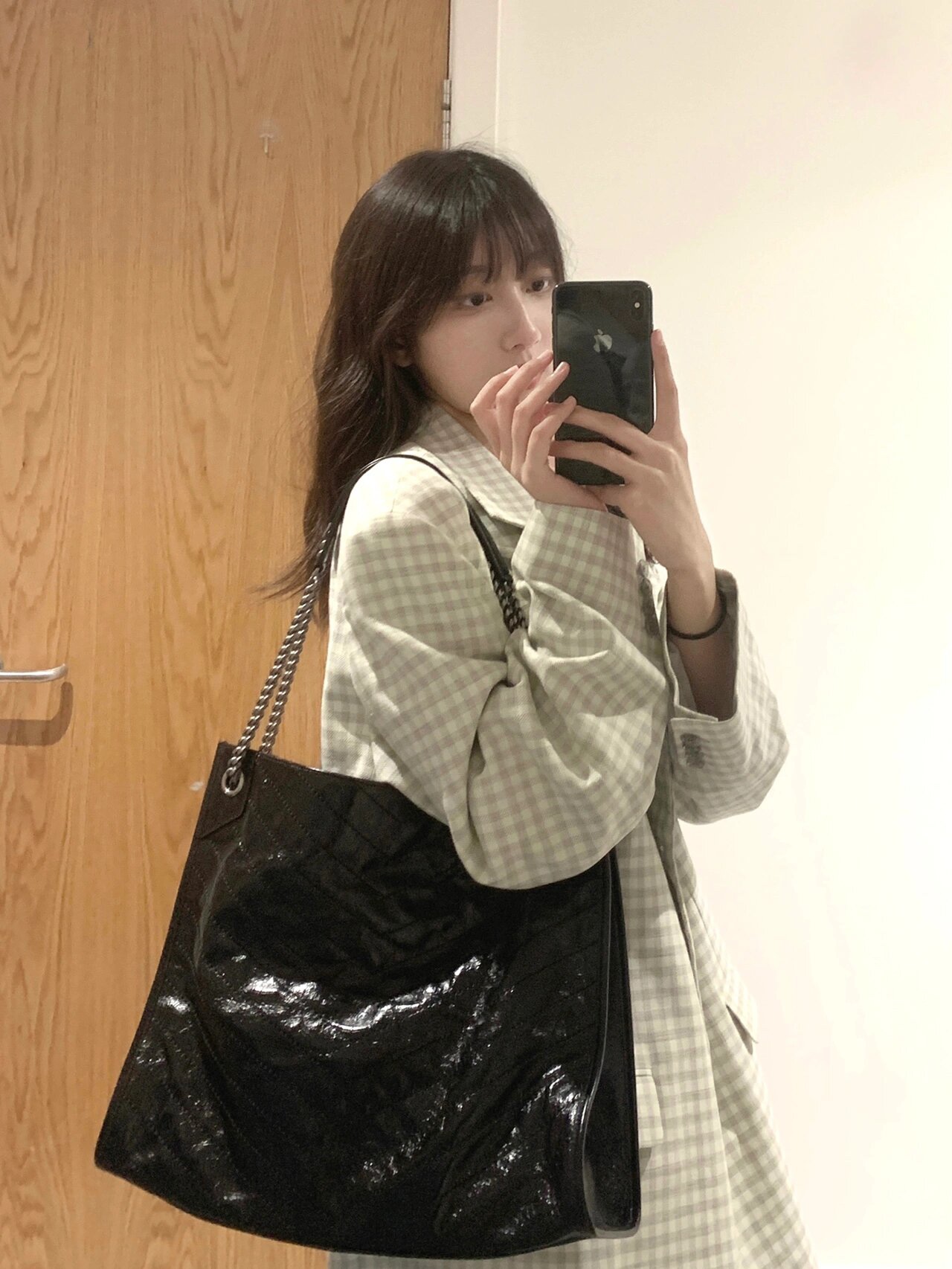 생로랑 니키 쇼핑백 라지