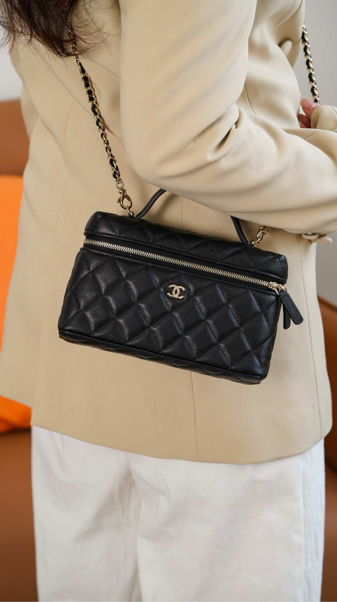 샤넬 체인 코스메틱 케이스