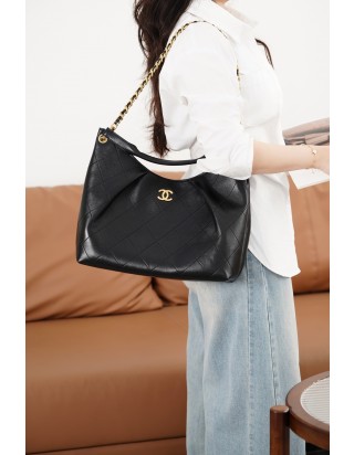 샤넬 맥시 호보백 미디움