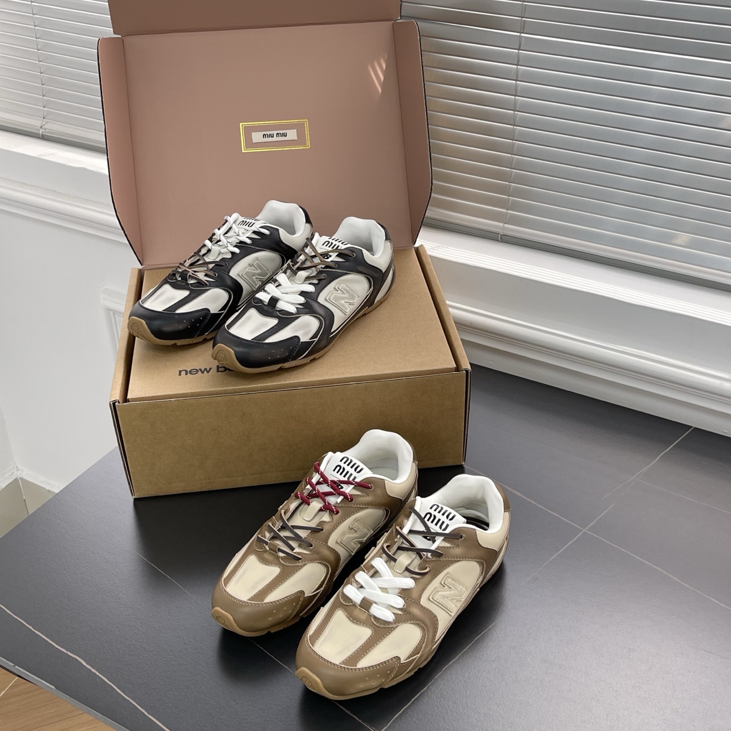 미우미우 X 뉴발란스 530 SL
