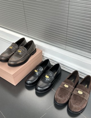 미우미우 레더 페니 로퍼