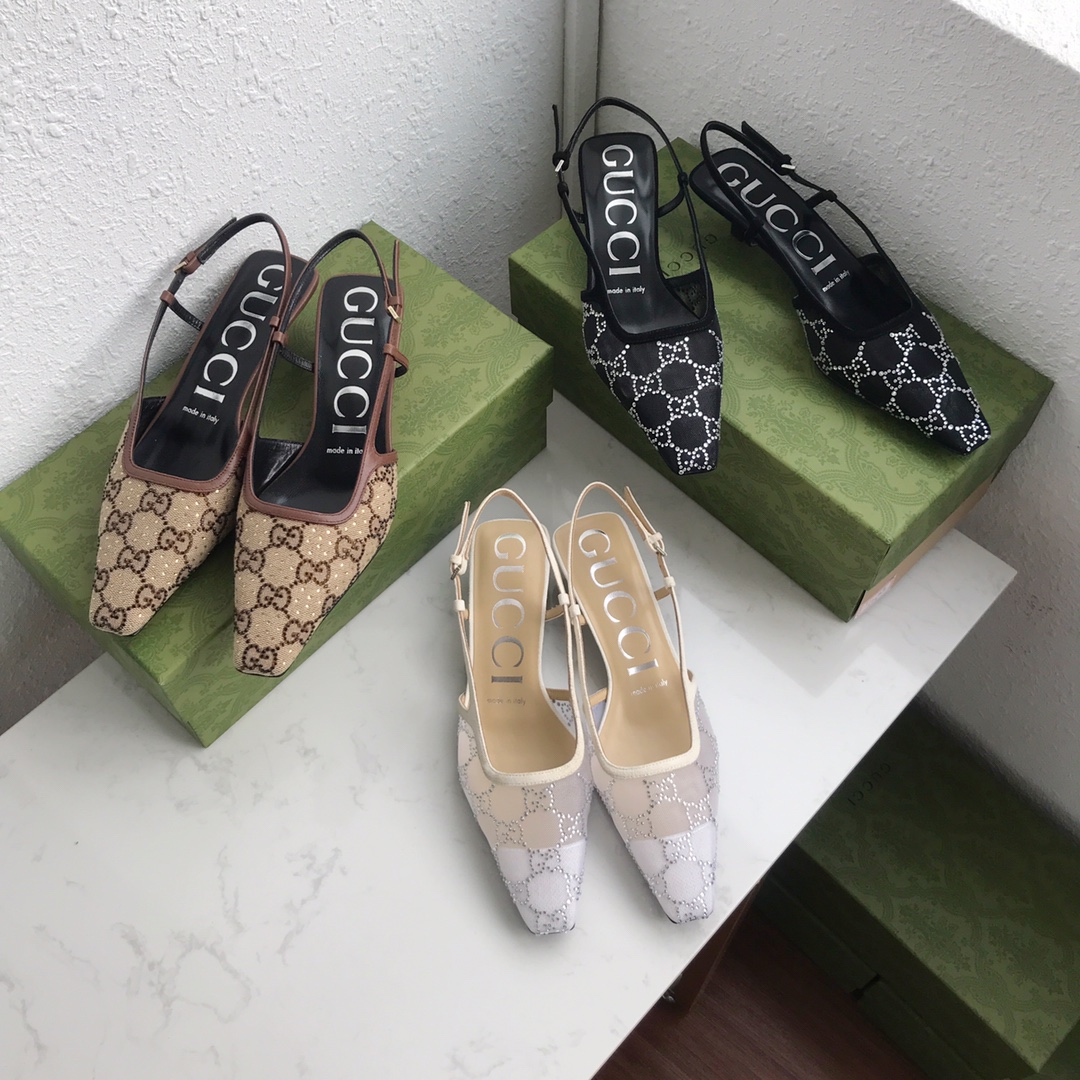 구찌 GG 슬링백 펌프스