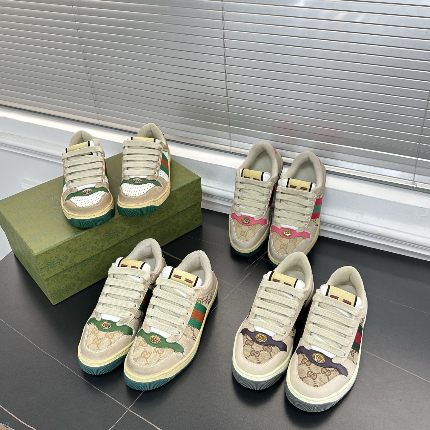 구찌 스크리너 스니커즈