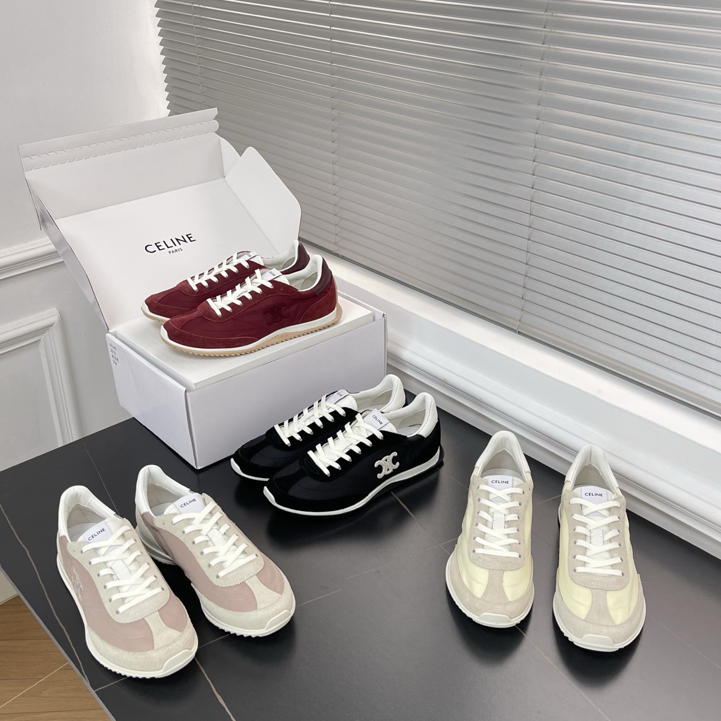 셀린느 트리옹프 레이서