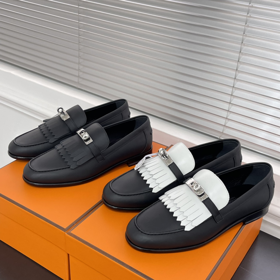 에르메스 로얄 로퍼