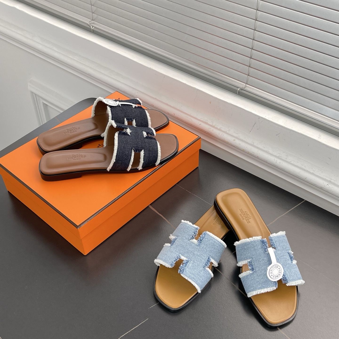 에르메스 오란 샌들