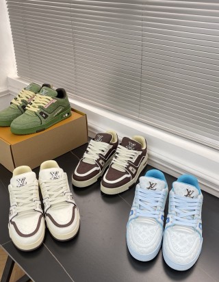 루이비통 트레이너 스니커즈