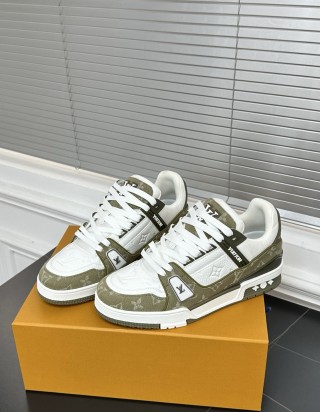 루이비통 트레이너 스니커즈