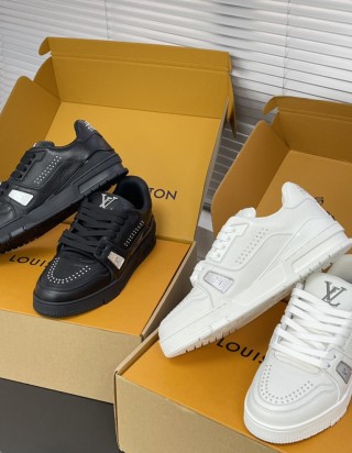 루이비통 트레이너 스니커즈