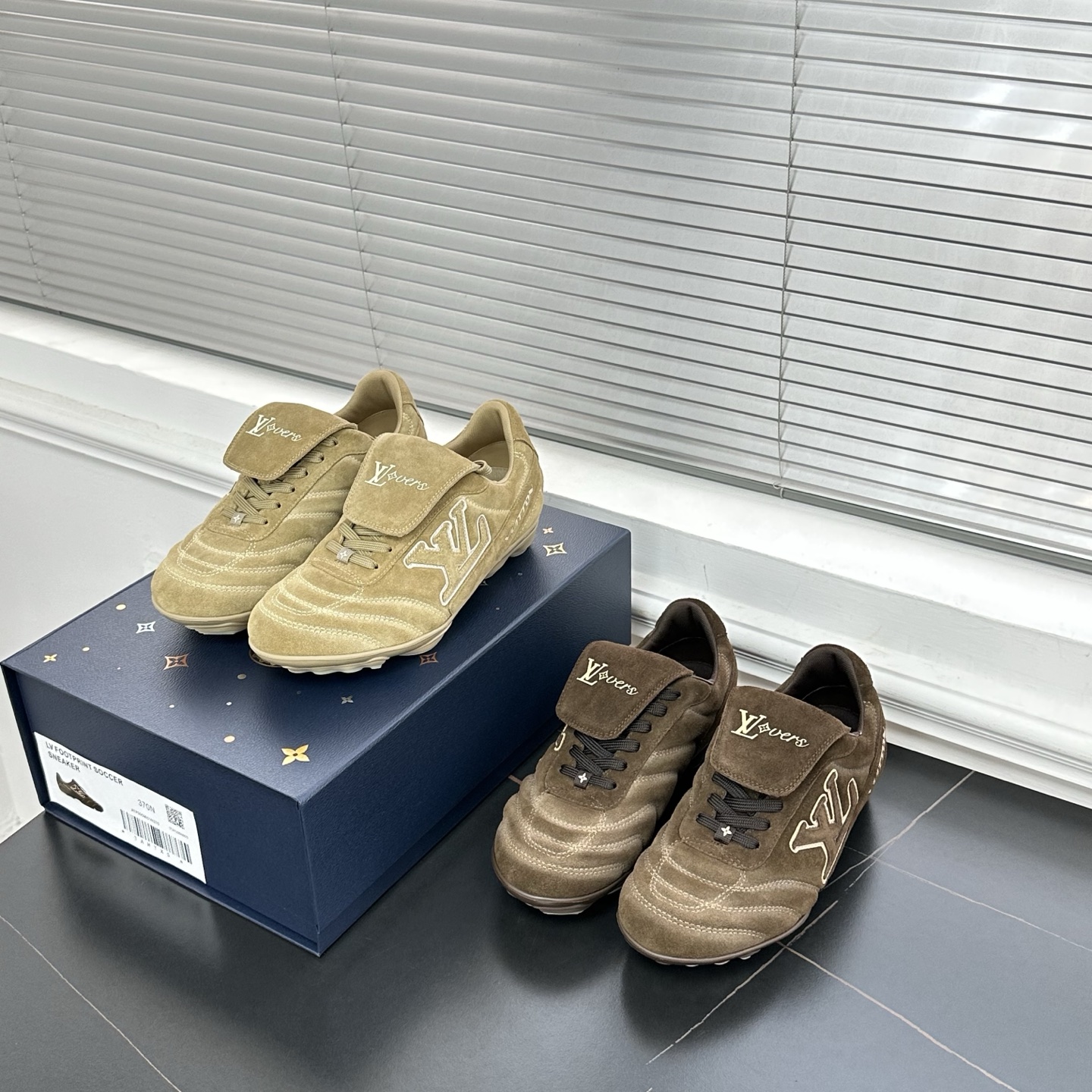 루이비통 풋프린트 사커