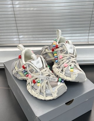 발렌시아가 3XL 스니커즈