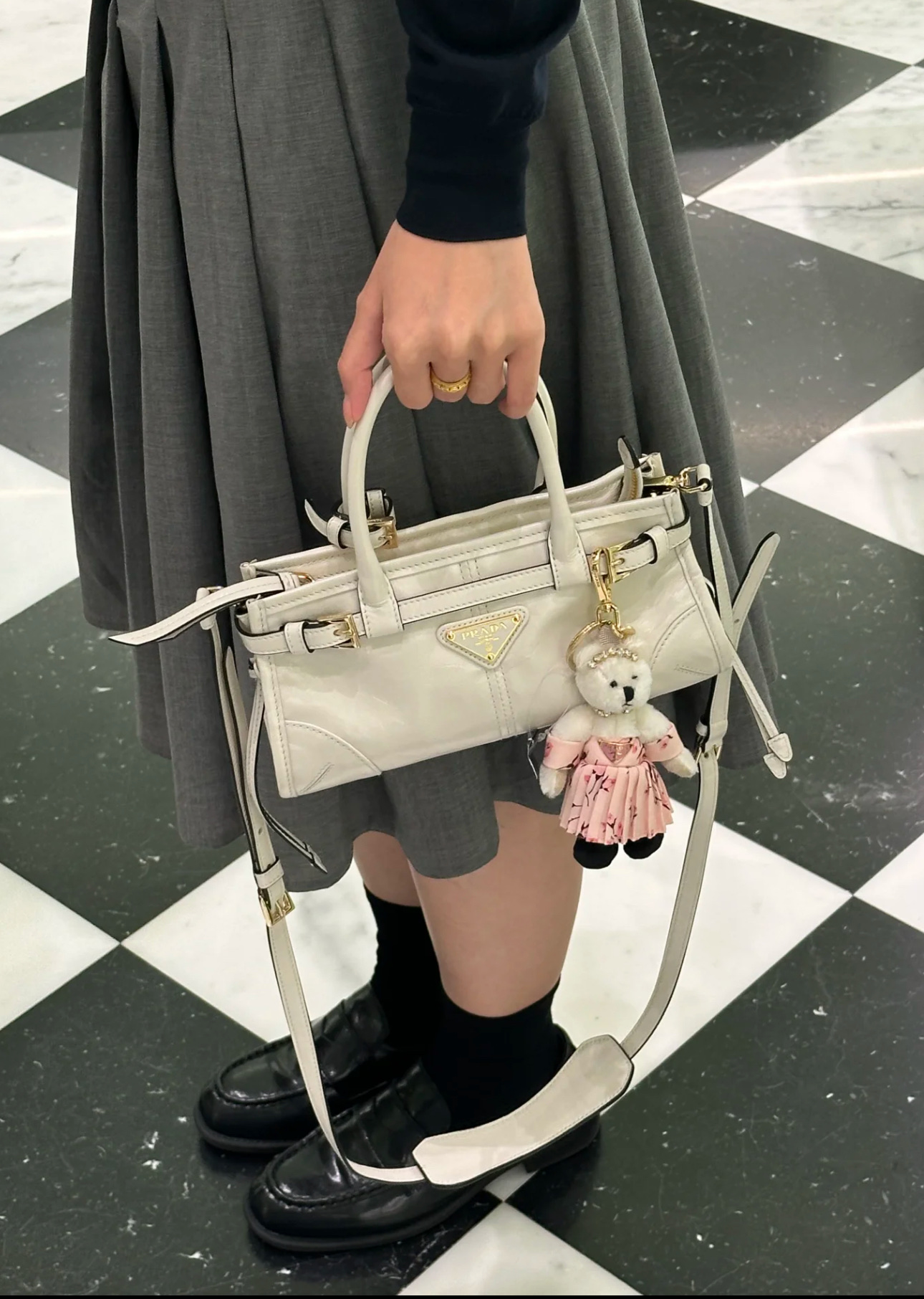 프라다 보니 미니 가죽 핸드백