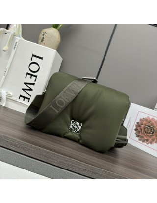 로에베 고야 푸퍼 미니 숄더 백