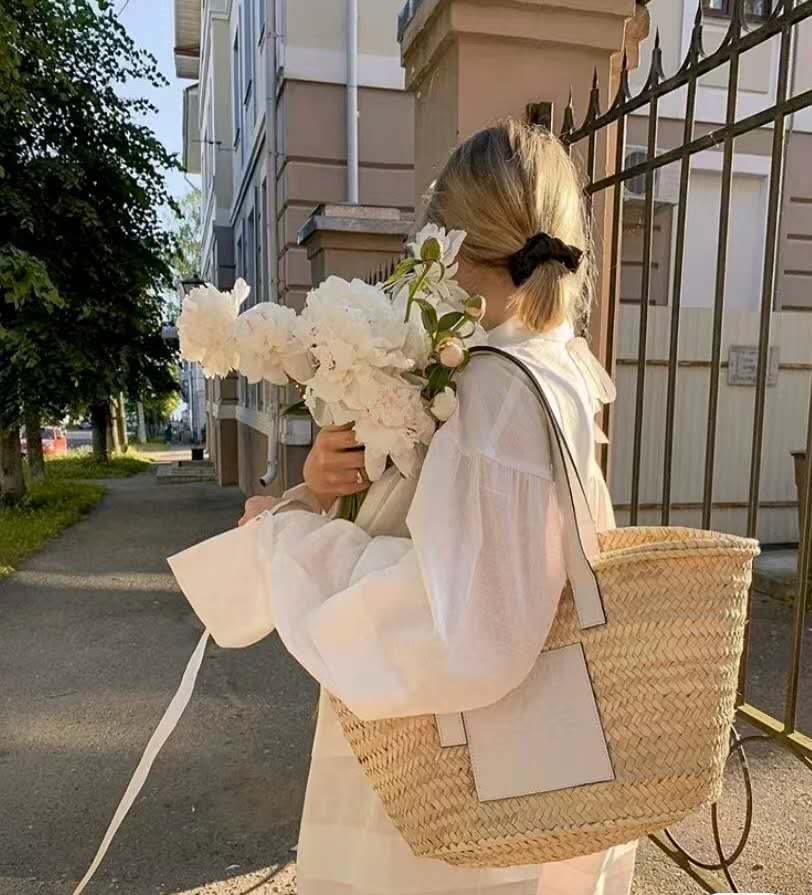 로에베 클래식 바스켓 백 미디움