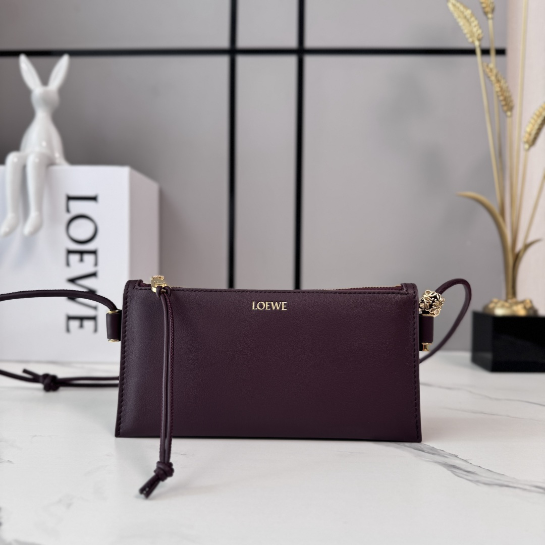 로에베 조야 파우치